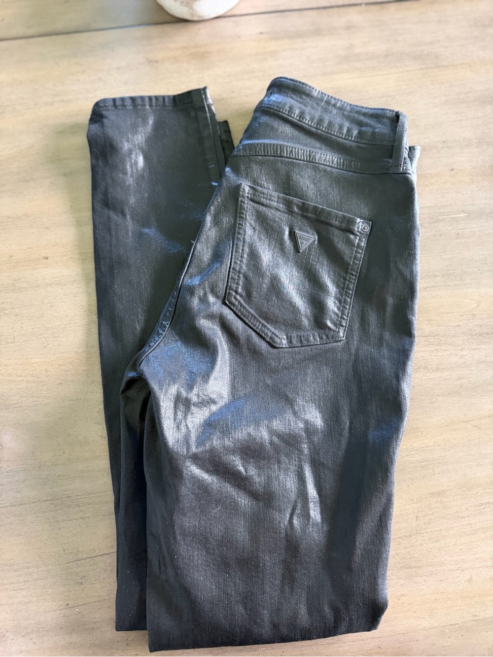 ✨ GUESS Shimmery Pants – Women’s Size 28 ✨